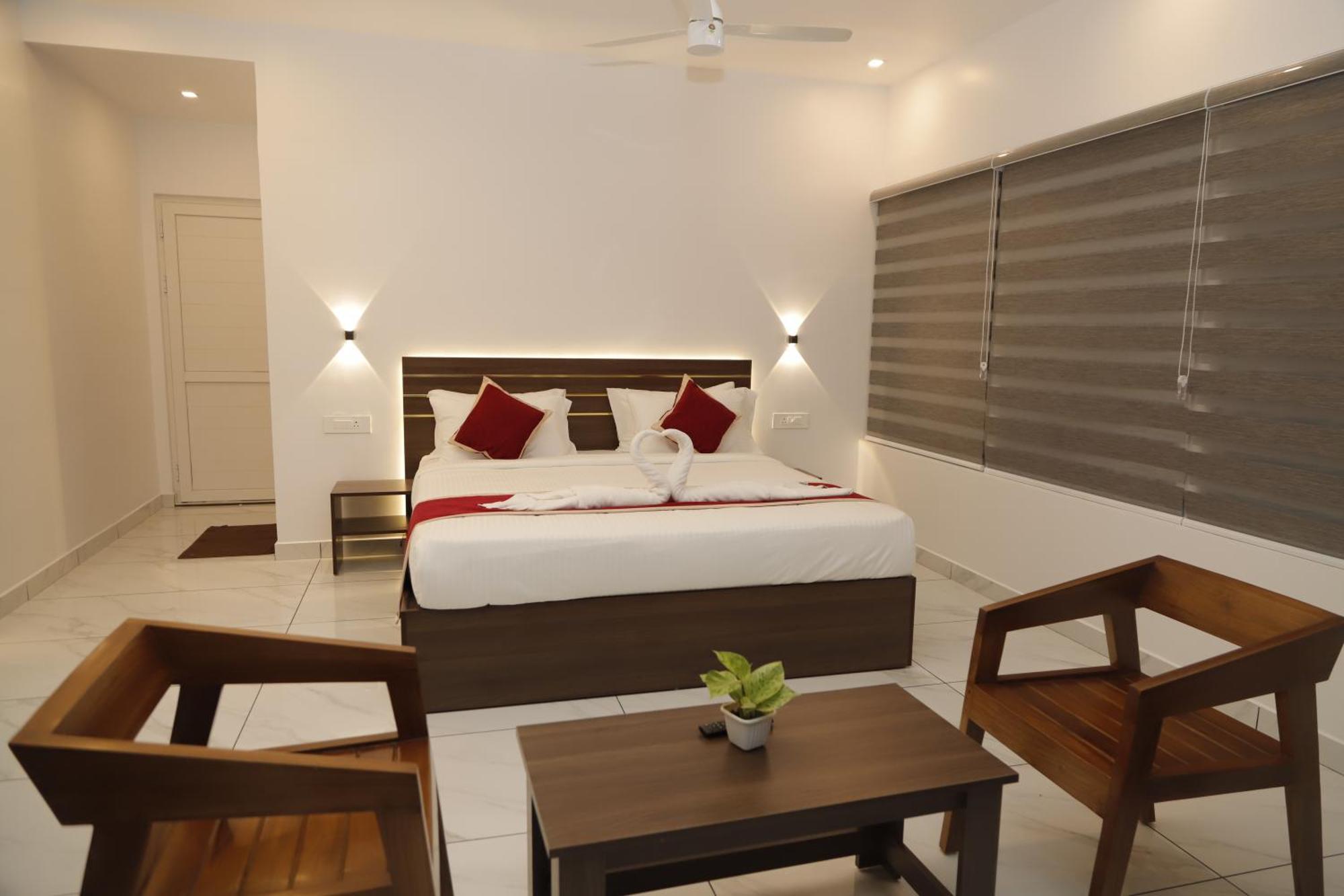 Le Sancta Homestay Maraiyūr Extérieur photo